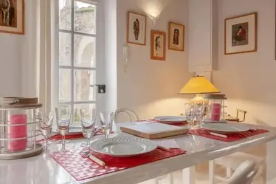 Plan de l'établissement Maison avec jardin à Cellettes, 150 m², local à vélos
