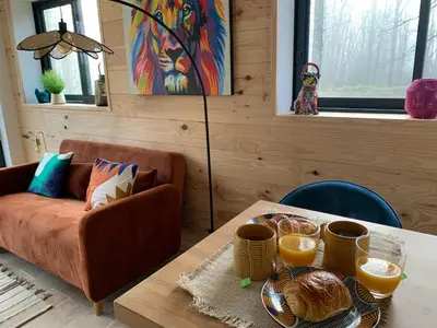 Coin salon dans l'établissement Cabanes en Loire, Gite & SPA en pleine nature