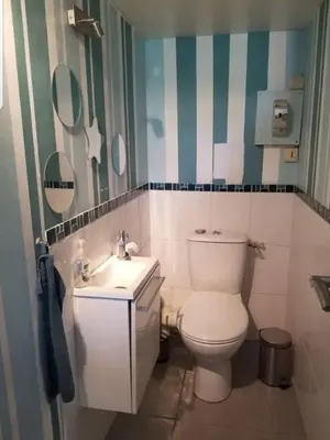 Salle de bains dans l'établissement Maison familiale Amboise