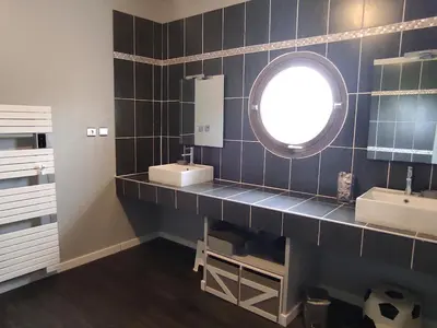 Salle de bains dans l'établissement Welcome Le Bordage