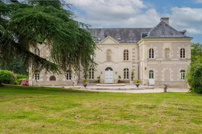 Jardin de l'établissement Superbe Château du 19eme en Touraine 15 p