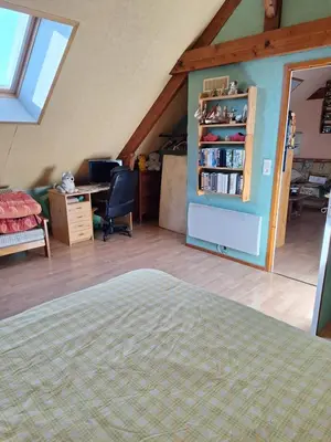 Bibliothèque dans l'hôtel