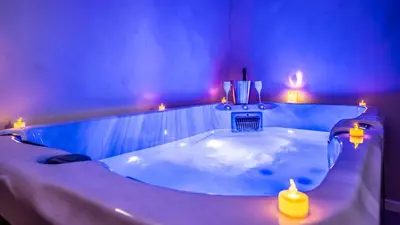 Plan de l'établissement Grange de Clyna-Piscine & Spa à 10 min du circuit