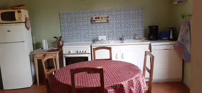 Cuisine ou kitchenette dans l'établissement Gîte de la Chartrie en Touraine