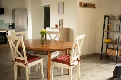Cuisine ou kitchenette dans l'établissement Gîte de la Sablonnière