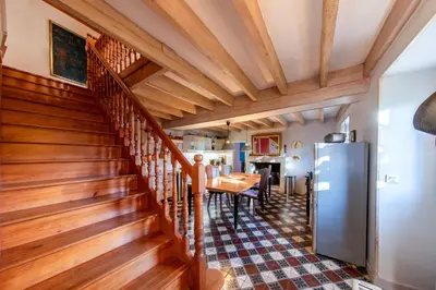 Cuisine ou kitchenette dans l'établissement Le Logis Viennois - A 20 km de Center Parcs