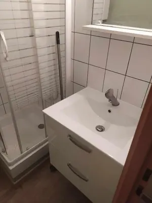Salle de bains dans l'établissement Studette COSY 2 couchages proche TOURS