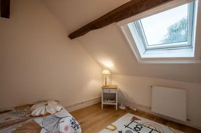 Un ou plusieurs lits dans un hébergement de l'établissement Le Clos des Moriers 2 hours from Paris-Piscine-12 pers
