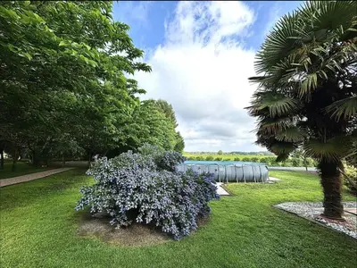 Jardin de l'établissement Séjourner au cœur de la nature entre Tours et Angers - FR-1-622-101