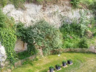 Jardin de l'établissement Gîte de charme en Touraine avec spa et jardin privé - FR-1-381-610