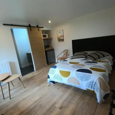 Chambre indépendante rénovée