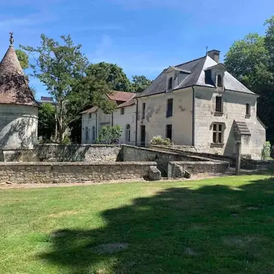 Renaissance manor La Vieille Brèche