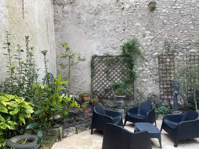 Jardin de l'établissement Chambre Veteranova