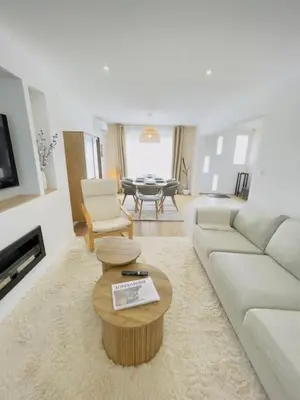 Coin salon dans l'établissement Le Luxury Lodge - 8 Voyageurs - Parking et Wifi