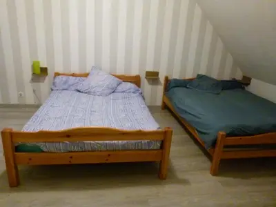 Un ou plusieurs lits dans un hébergement de l'établissement chambre proche circuit