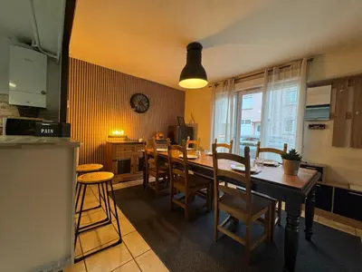 Cuisine ou kitchenette dans l'établissement 28 rue Louis Bleriot 72700 Alonnes