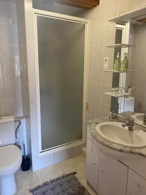 Salle de bains dans l'établissement gîte avec sauna