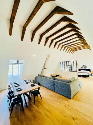 Coin salon dans l'établissement Le Loft - Entre Loire et Chateau Royal - Manoir de la Concorde