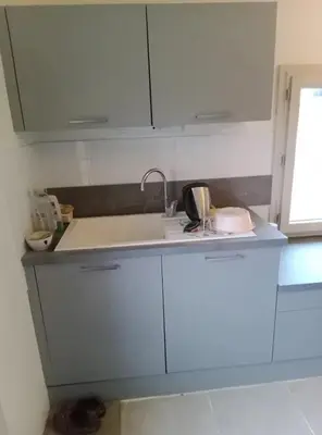 Cuisine ou kitchenette dans l'établissement Maison conviviale avec jardin à Raslay, 80 m²