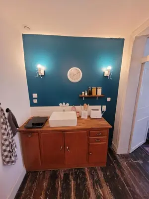 Salle de bains dans l'établissement Le Bourbon