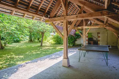 Jardin de l'établissement Chateau avec une vue sur la Loire