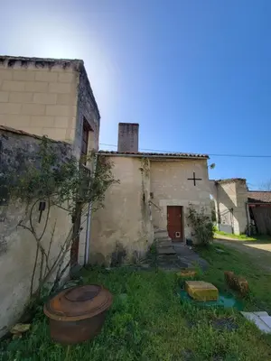 Plan de l'établissement Yourte d'intérieur d'une demeure du 18e siècle en Anjou entre vignes et châteaux