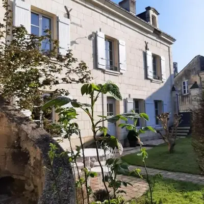Au pied du Lavoir chambre Germaine