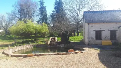 Jardin de l'établissement LOGÉVEIL - Maison d'hôtes ''Charme et Bien-être'' - proche forêt et golf