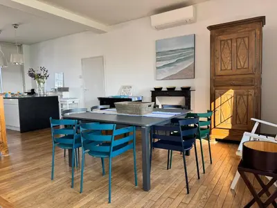 Cuisine ou kitchenette dans l'établissement La Villa Camille - vue sur le Thouet BY PRIMO CONCIERGERIE