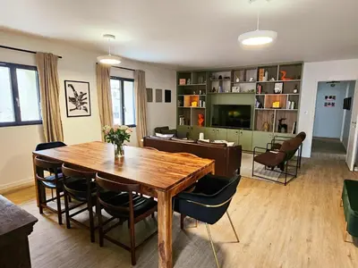 Coin salon dans l'établissement Gîte de luxe avec piscine chauffée et SPA au cœur du Val de Loire - FR-1-381-615