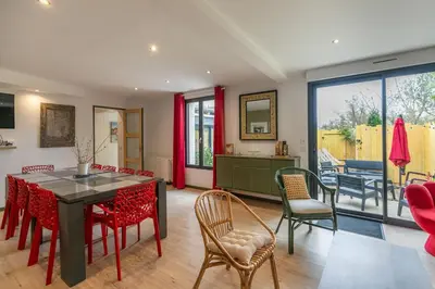 Coin salon dans l'établissement La Maison de Papy Ours,Family ,Air-conditioned