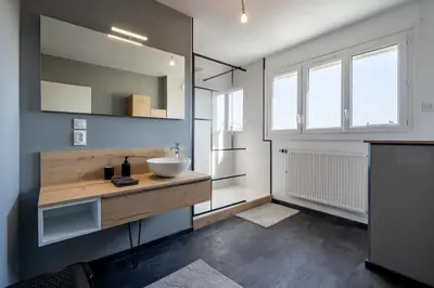Cuisine ou kitchenette dans l'établissement Le Théodora - Balcon - Jardin - Parking