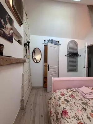 Un ou plusieurs lits dans un hébergement de l'établissement La Bergerie- Beautiful barn conversion in Chinon, Loire Valley