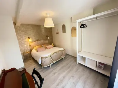 Un ou plusieurs lits dans un hébergement de l'établissement Charmant gîte à Langeais avec terrasse et wifi inclus pour 4 personnes - FR-1-381-616