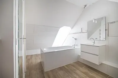 Salle de bains dans l'établissement Maison d'exception sur la ligne droite des Hunaudières