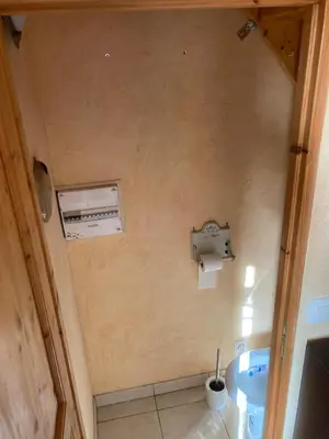 Salle de bains dans l'établissement Planchette