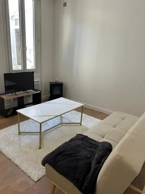 Télévision ou salle de divertissement dans l'établissement Nouveau Centre Ville