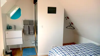 Un ou plusieurs lits dans un hébergement de l'établissement Maison des Hirondelles