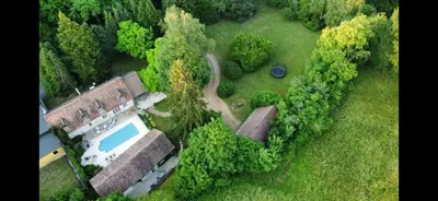 Jardin de l'établissement Le Clos Vautouchard