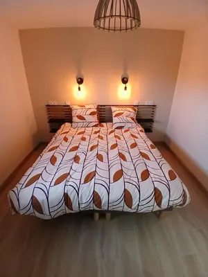 Un ou plusieurs lits dans un hébergement de l'établissement Logement indépendant proche circuit 24h Le Mans