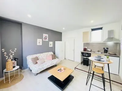 Cuisine ou kitchenette dans l'établissement Bascule Rive Gauche - WiFi - 2 Guests