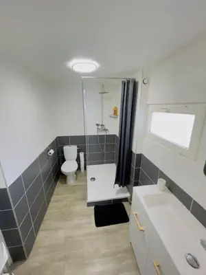 Salle de bains dans l'établissement Bascule Rive Gauche - WiFi - 2 Guests
