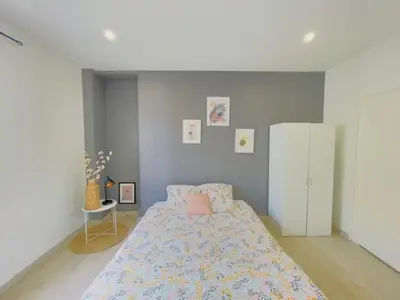 Un ou plusieurs lits dans un hébergement de l'établissement Bascule Rive Gauche - WiFi - 2 Guests