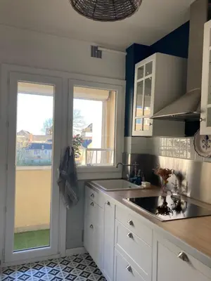 Cuisine ou kitchenette dans l'établissement Appartement de Laura