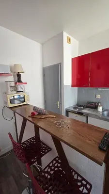 Cuisine ou kitchenette dans l'établissement Le Petit Fleur de Loire