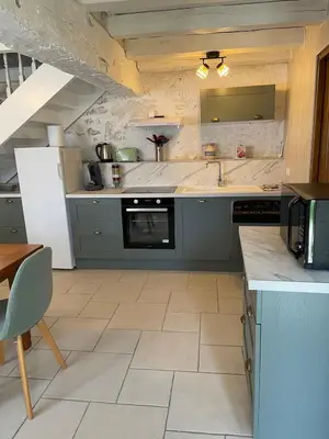Cuisine ou kitchenette dans l'établissement Gîte des Amis