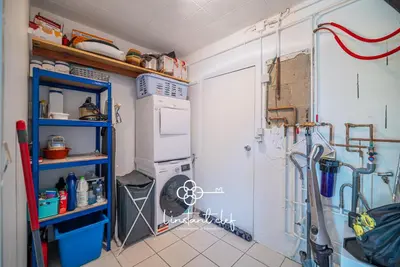 Cuisine ou kitchenette dans l'établissement Havre familial avec piscine à deux pas du Mans