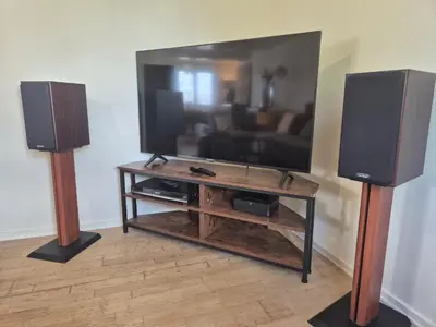 Télévision ou salle de divertissement dans l'établissement La Thibaudière - Maison familiale
