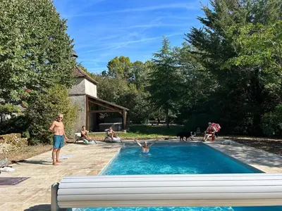 Piscine de l'établissement La Rossignolerie - Gîte des châteaux ou située à proximité