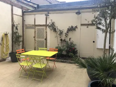 Terrasse ou espace extérieur de l'établissement Maison indépendante en centre ville